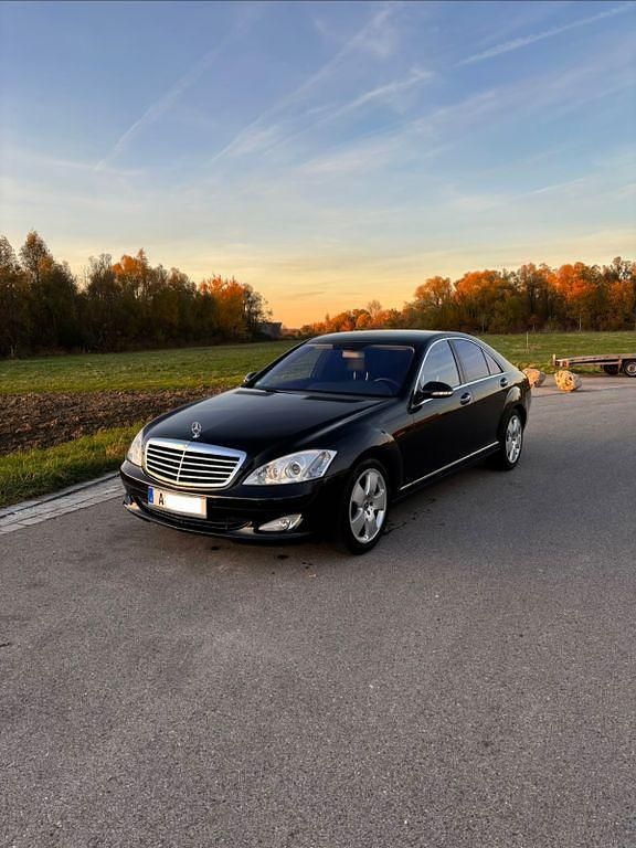 Schwarz Gebraucht 2007 Mercedes S450 Limousine | 14.400 € (Teuer) - Bild 1/4