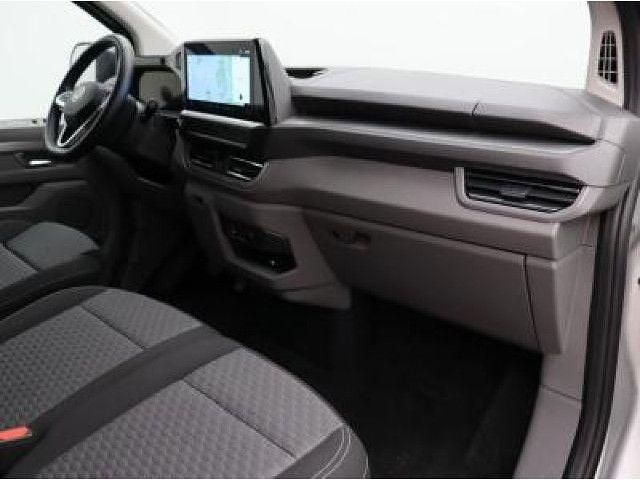 Gebraucht VW T7 150 PS (110 kW) 2025 Light grey metallic Van