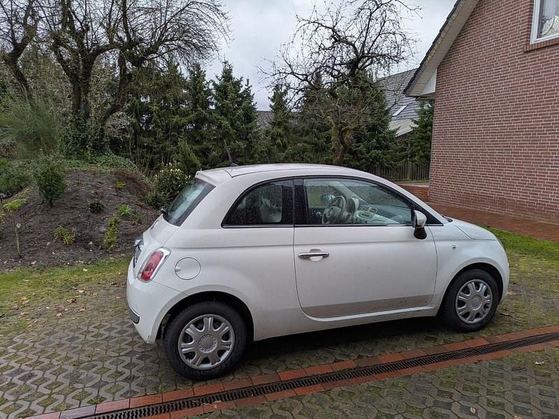 Gebraucht Fiat 500 69 PS (50 kW) 2015 Weiß Kleinwagen