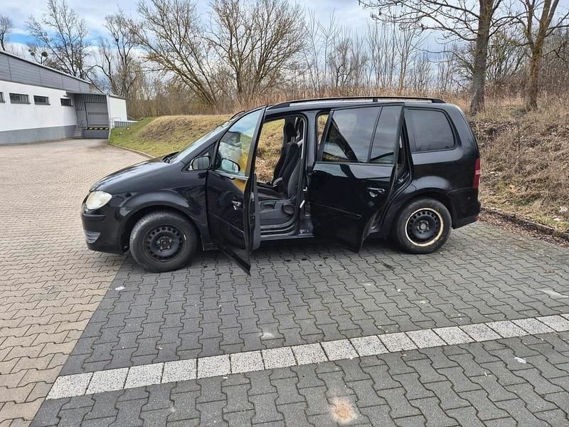 Gebraucht VW Touran 106 PS (77 kW) 2007 Schwarz Van / Kleinbus