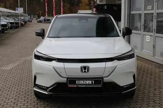 Neu Honda e:Ny1 Advance 150 kW (204 PS) 2026 Platinium white pearl SUV