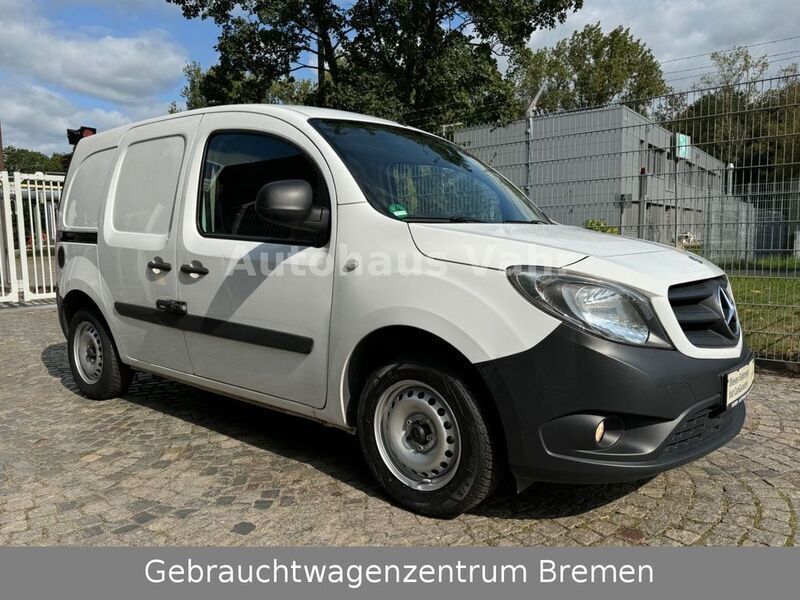 Weiß Gebraucht 2014 Mercedes Citan 108 | 6.490 € (Superpreis) - Bild 1/4