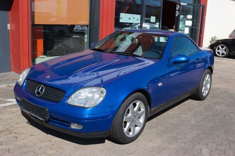 Blau Gebraucht 1998 Mercedes SLK200 Cabrio | 3.900 € (Fairer Preis) - Bild 1/4