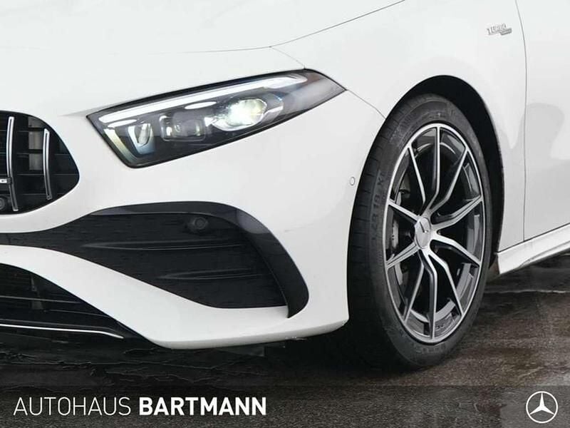 Gebraucht Mercedes A35 AMG AMG 306 PS (225 kW) 2025 Unilack polarweiß Limousine