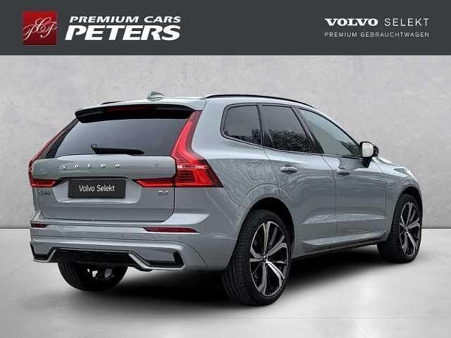 Gebraucht Volvo XC60 Plus 197 PS (144 kW) 2023 Grau SUV