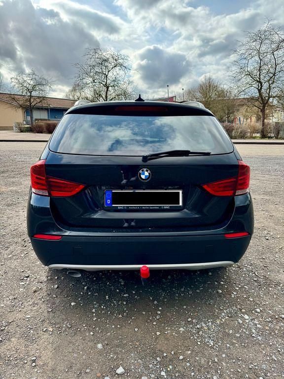 Gebraucht BMW X1 136 PS (100 kW) 2010 Schwarz SUV