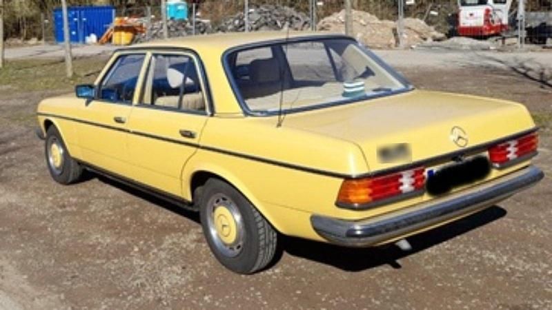 Gebraucht Mercedes 200 109 PS (80 kW) 1983 Gelb Limousine