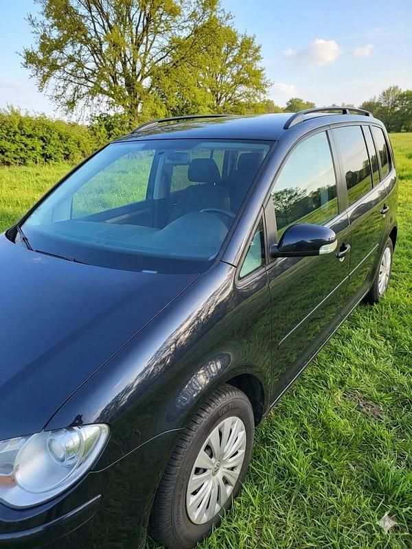 Gebraucht VW Touran 140 PS (102 kW) 2007 Schwarz Van / Kleinbus