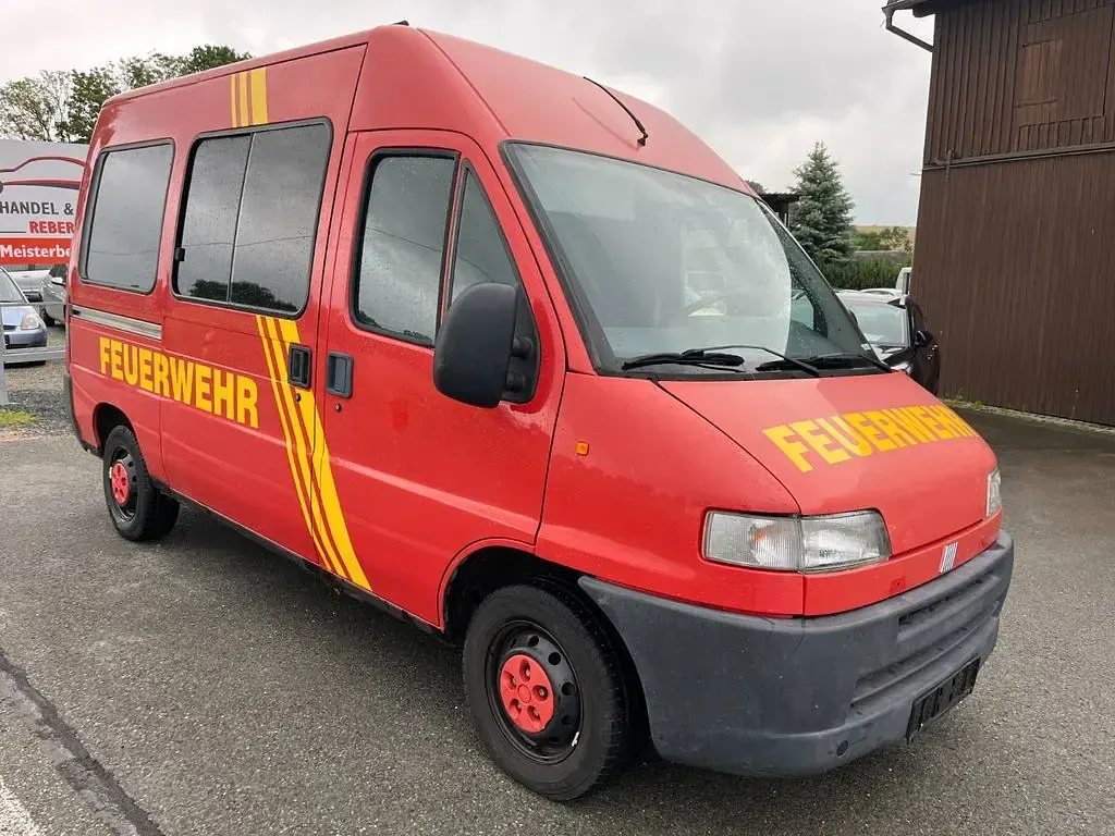 Gebraucht Peugeot Boxer 107 PS (78 kW) 1999 Rot Van