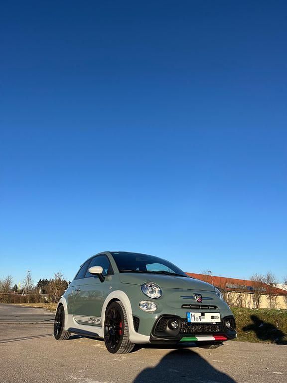 Gebraucht 2019 Abarth 695 Kleinwagen | 23.900 € - Bild 1/4