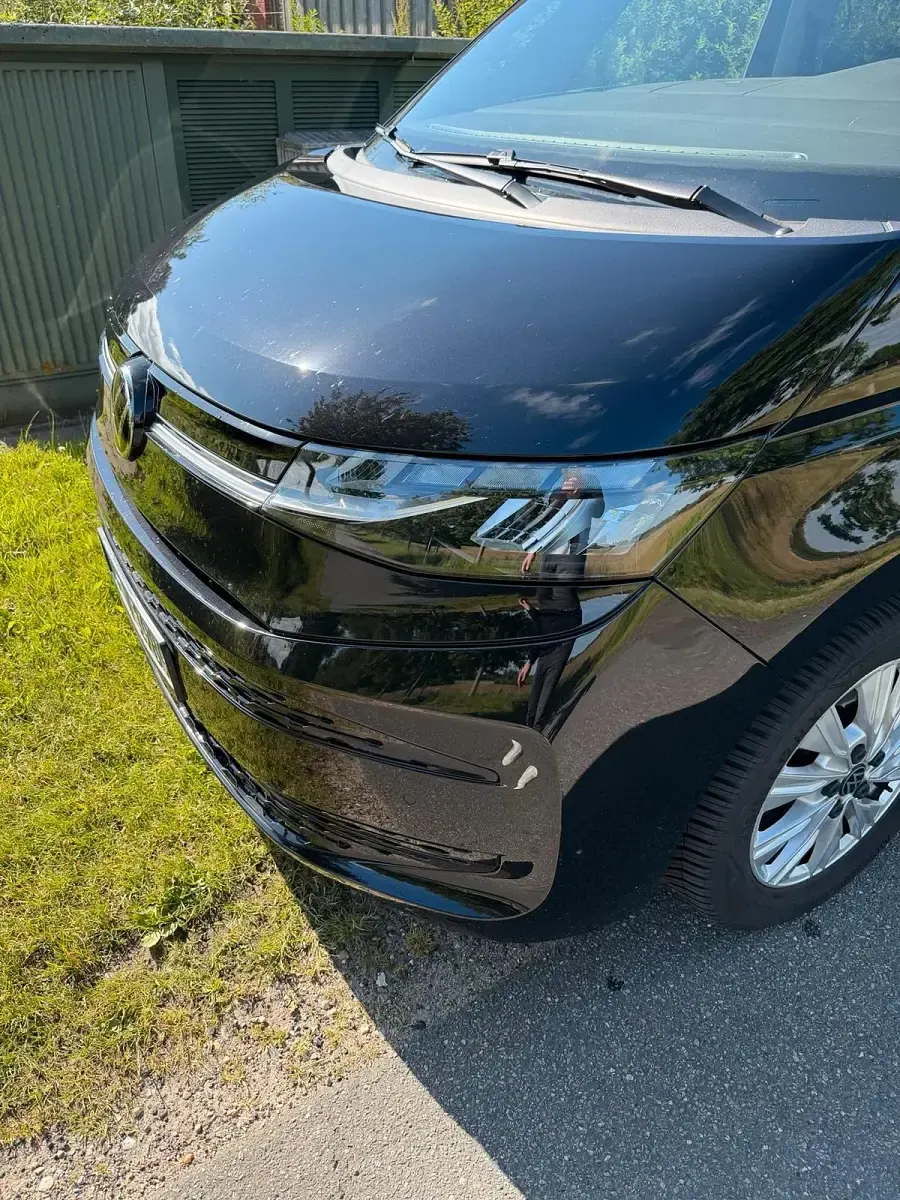 Gebraucht VW Multivan 150 PS (110 kW) 2024 Schwarz Van / Kleinbus