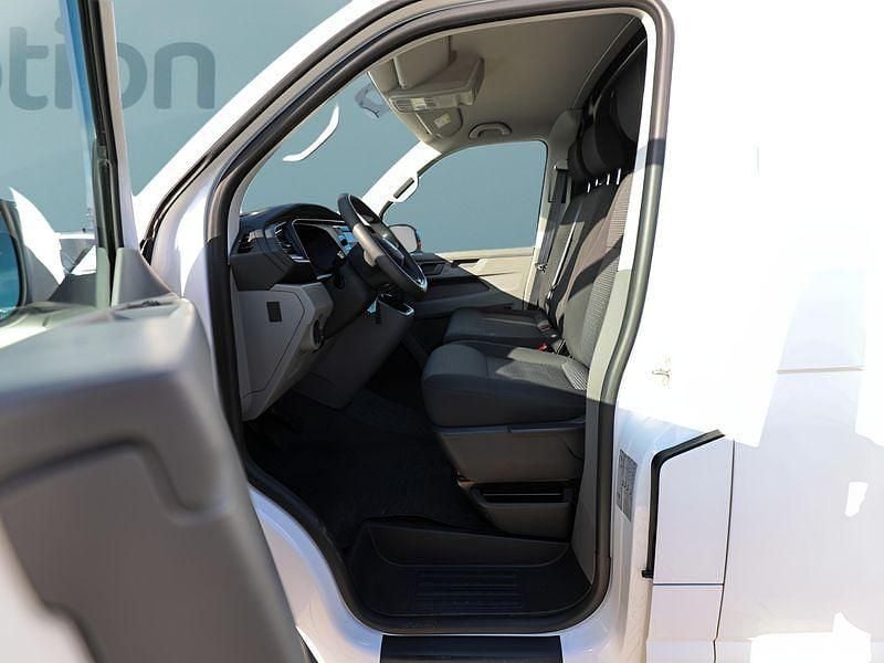 Gebraucht VW Transporter 110 PS (80 kW) 2025 Weiß Van