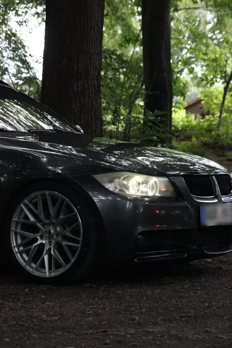 Gebraucht BMW 330 230 PS (169 kW) 2006 Grau Kombi