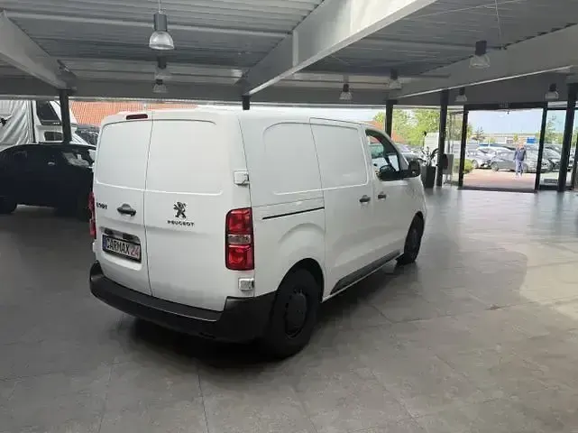 Gebraucht Peugeot Expert 95 PS (69 kW) 2016 Weiß Van