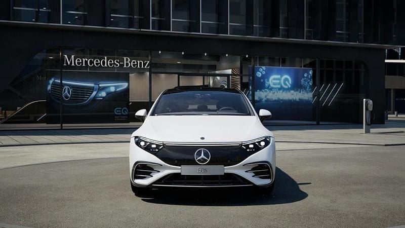 Manufaktur diamantweiß bright Gebraucht 2023 Mercedes EQS450+ AMG Limousine | 59.400 € (Etwas zu teuer) - Bild 1/4