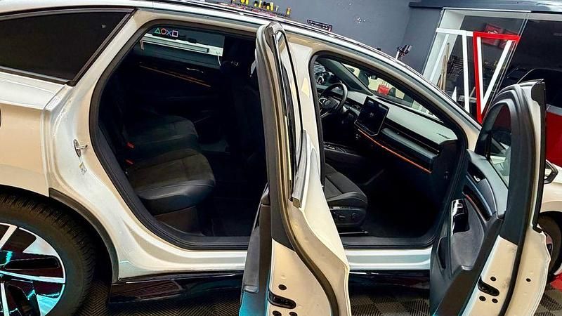 Gebraucht VW ID.7 Pro 210 kW (286 PS) 2024 Weiß Limousine