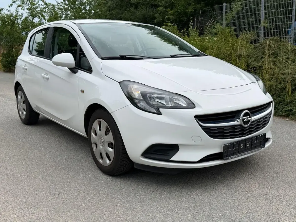 Gebraucht Opel Corsa 69 PS (50 kW) 2018 Weiß Kleinwagen
