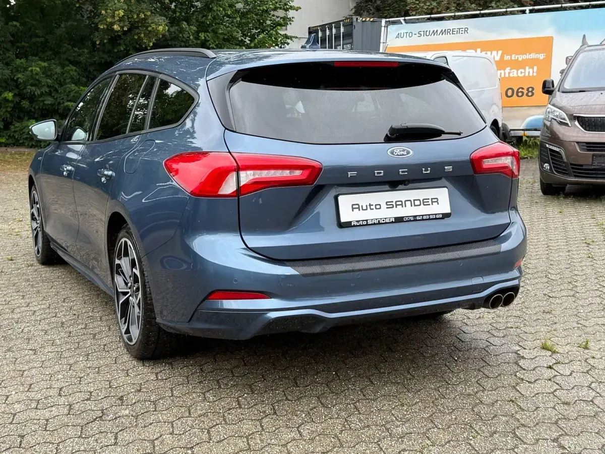 Gebraucht Ford Focus ST-Line 150 PS (110 kW) 2019 Blau Kombi