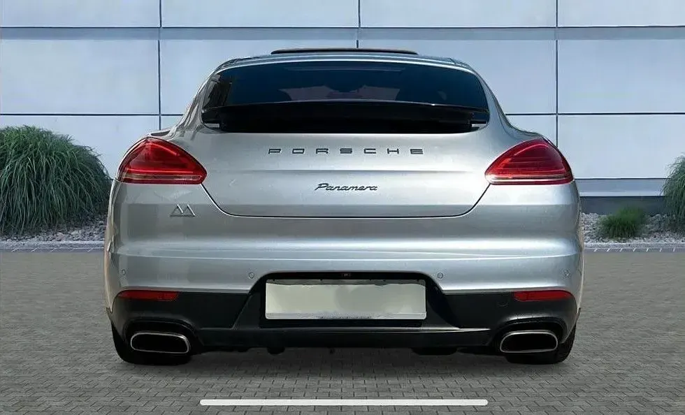 Gebraucht Porsche Panamera 310 PS (228 kW) 2014 Silber Kleinwagen