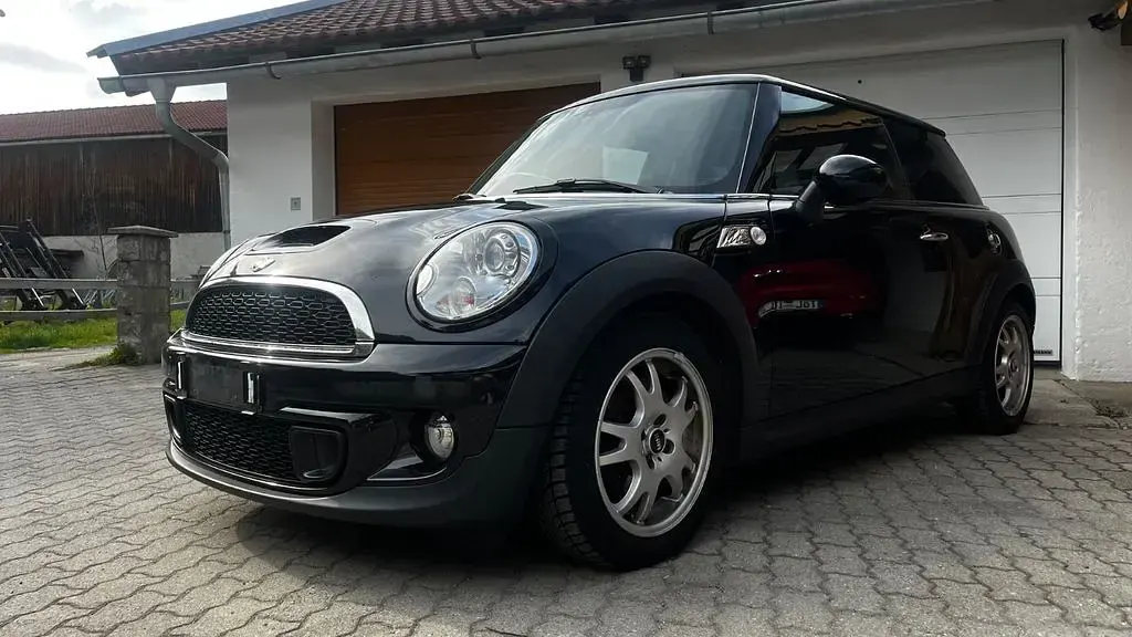 Usata Mini Cooper S 184 CV (135 kW) 2013 Nero Utilitaria