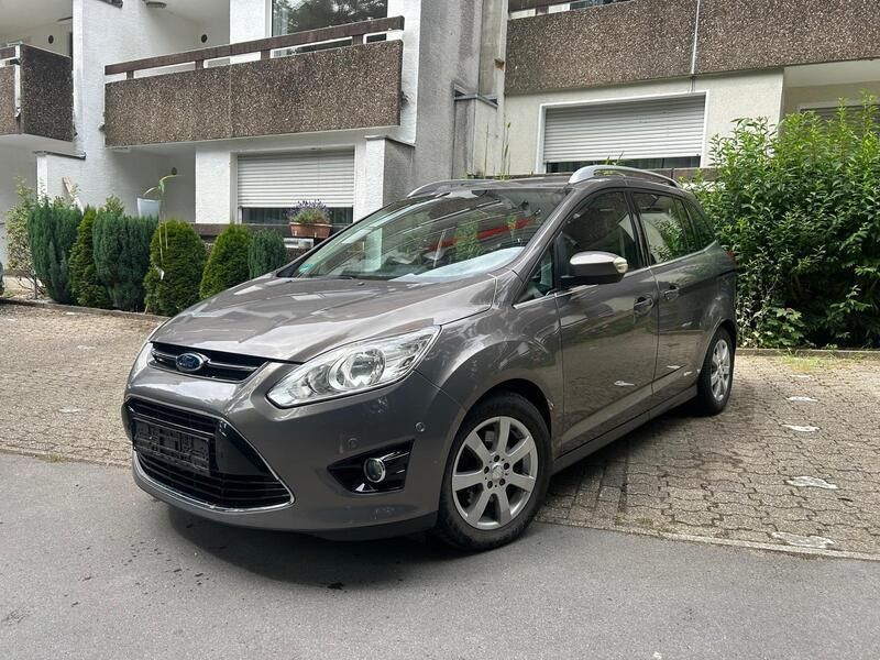 Grau Gebraucht 2013 Ford Grand C-Max Titanium Van / Kleinbus | 5.900 € (Fairer Preis) - Bild 1/4