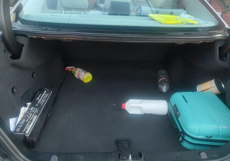 Gebraucht Mercedes E320 Avantgarde 224 PS (164 kW) 2004 Gold Limousine