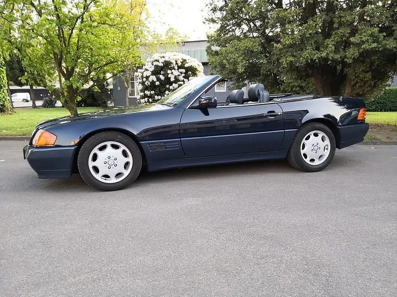 Gebraucht Mercedes SL300 190 PS (139 kW) 1991 Blau Cabrio