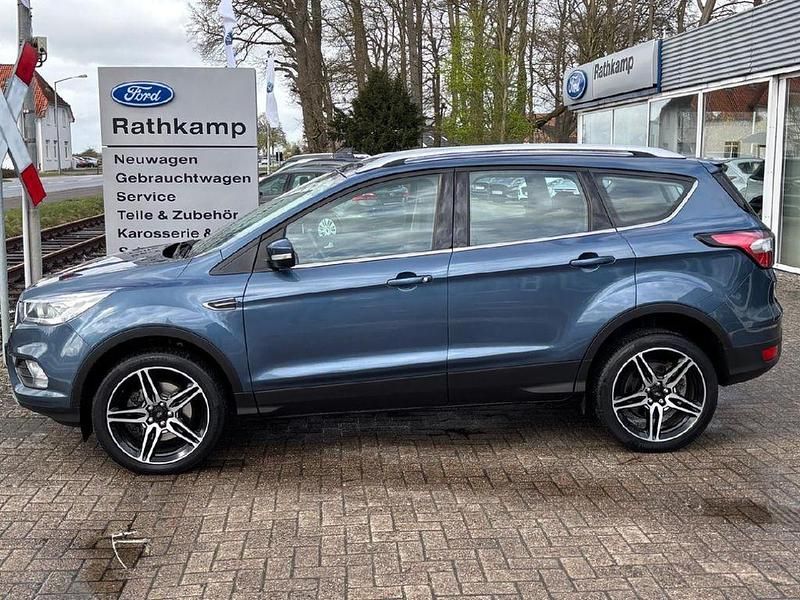 Gebraucht Ford Kuga Cool & Connect 175 PS (128 kW) 2020 Chromablau metallic SUV