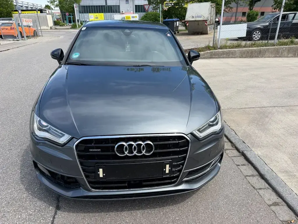 Gebraucht Audi A3 S-Line 184 PS (135 kW) 2013 Grau Limousine