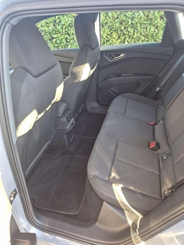 Gebraucht Audi Q4 e-tron S-Line 125 kW (170 PS) 2023 Grau SUV