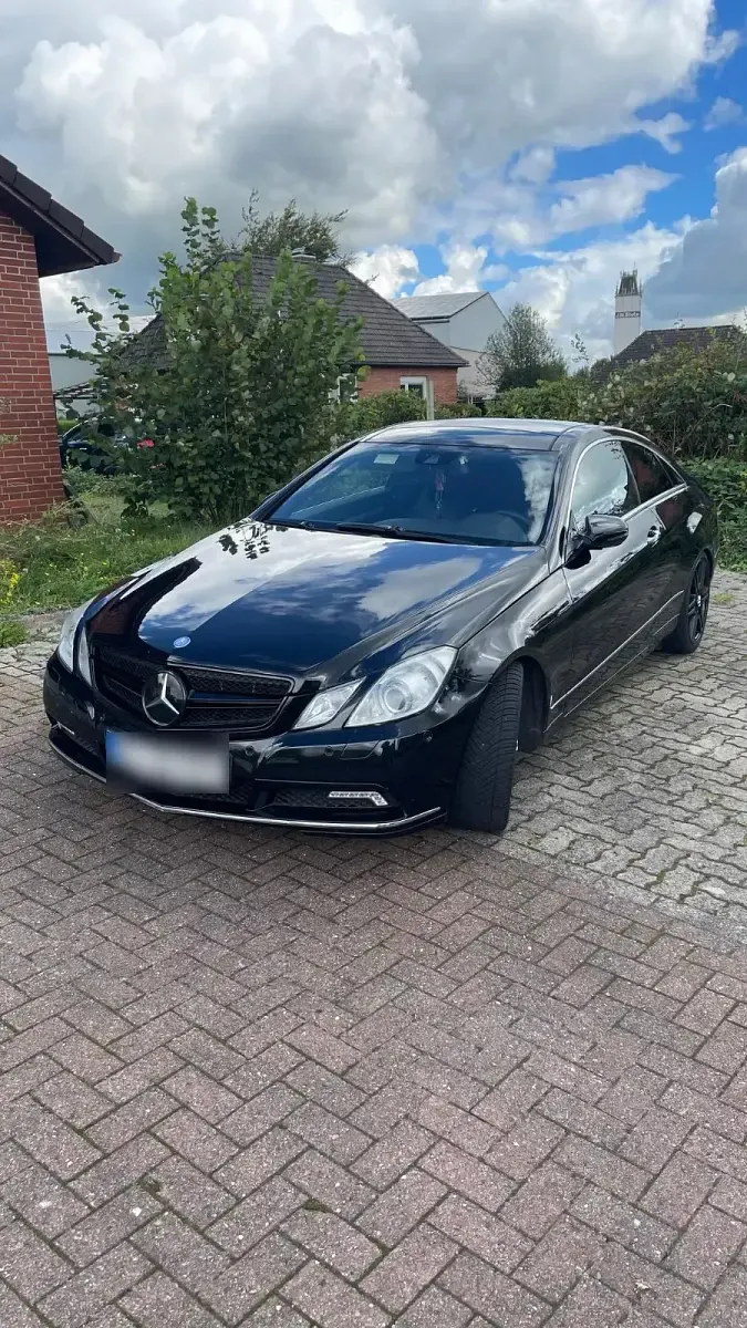 Gebraucht Mercedes E350 231 PS (169 kW) 2009 Schwarz Coupé