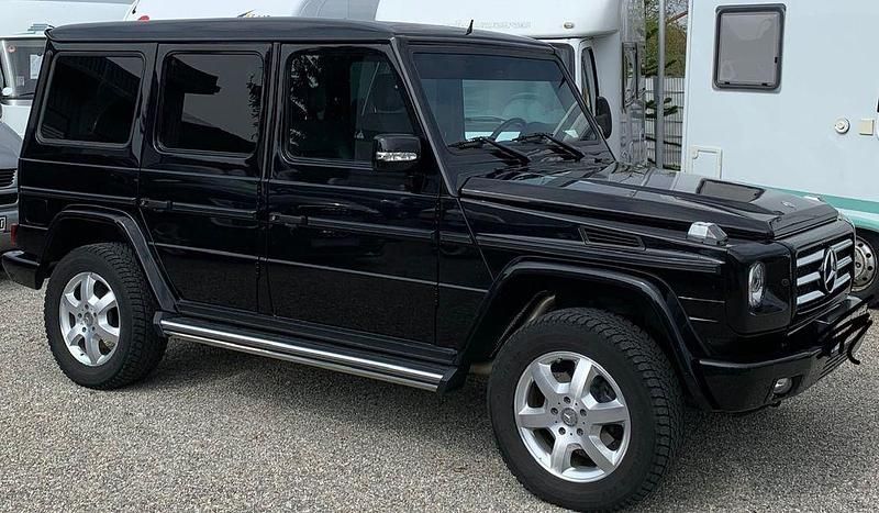 Schwarz Gebraucht 2012 Mercedes G350 SUV | 55.900 € (Fairer Preis) - Bild 1/4