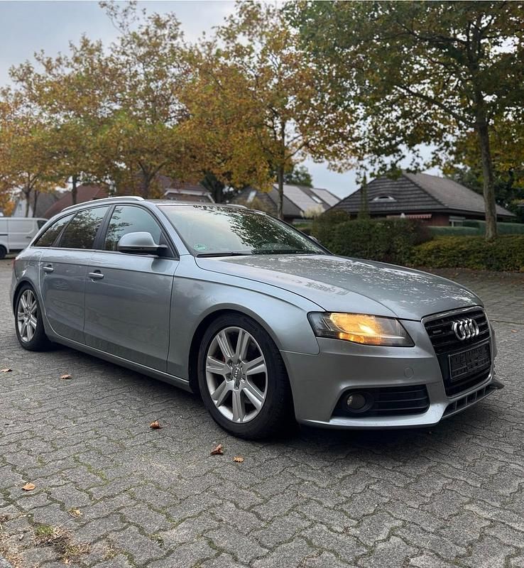 Grau Gebraucht 2009 Audi A4 Kombi | 4.999 € (Superpreis) - Bild 1/4