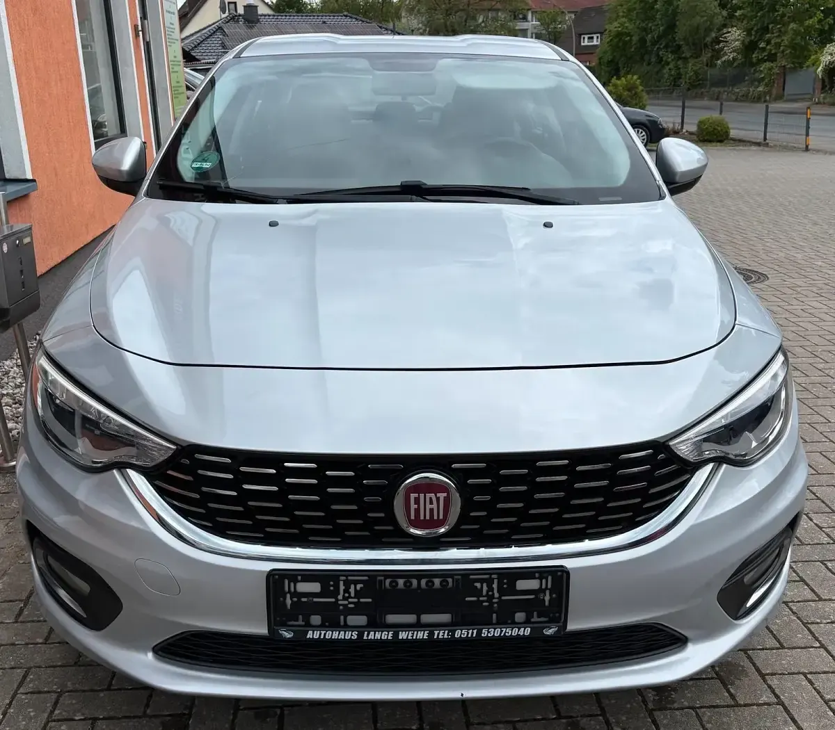 Gebraucht Fiat Tipo 95 PS (69 kW) 2016 Silber Limousine