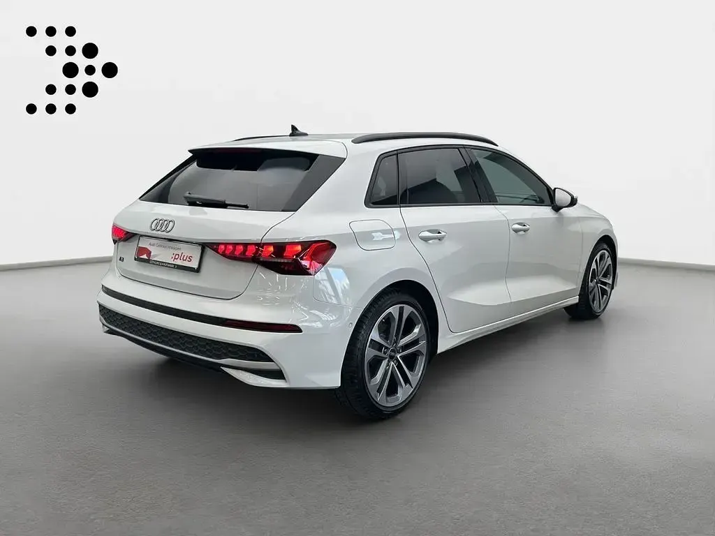 Gebraucht Audi A3 Ambiente 150 PS (110 kW) 2025 Gletscherweiß metallic Limousine