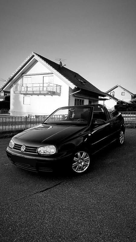 Schwarz Gebraucht 2001 VW Golf Cabriolet Cabrio | 2.000 € (Superpreis) - Bild 1/4