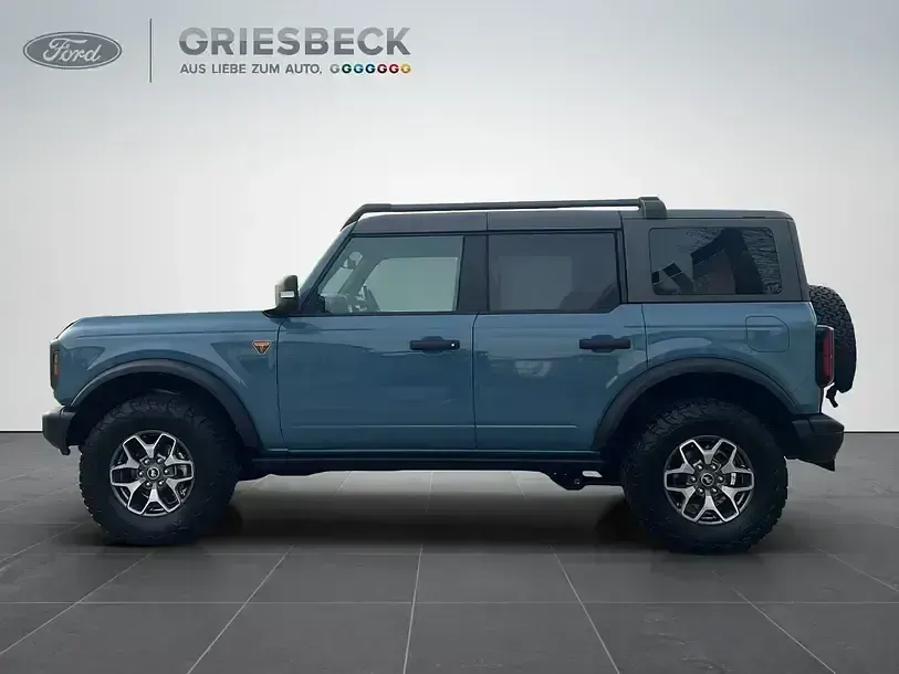 Second-hand Ford Bronco 335 CP (246 kW) 2024 Albastru SUV