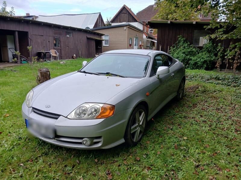 Grau Gebraucht 2004 Hyundai Coupé Coupé | 2.500 € (Superpreis) - Bild 1/4