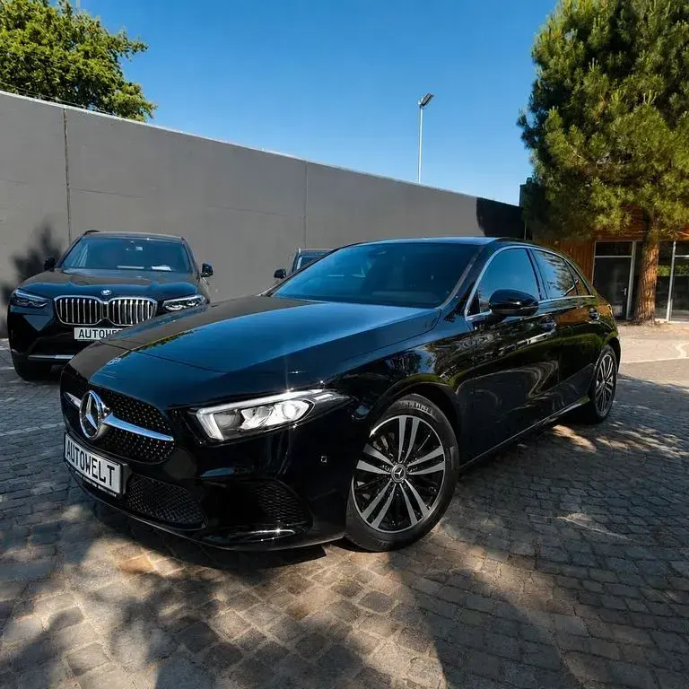 Gebraucht Mercedes A180 136 PS (100 kW) 2022 Schwarz Limousine