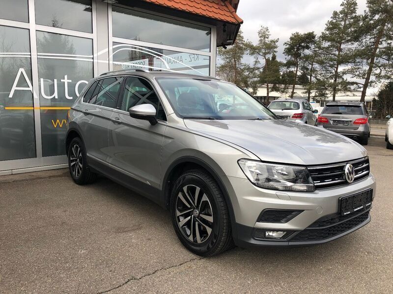 Silber Gebraucht 2020 VW Tiguan United SUV | 23.990 € (Guter Preis) - Bild 1/4