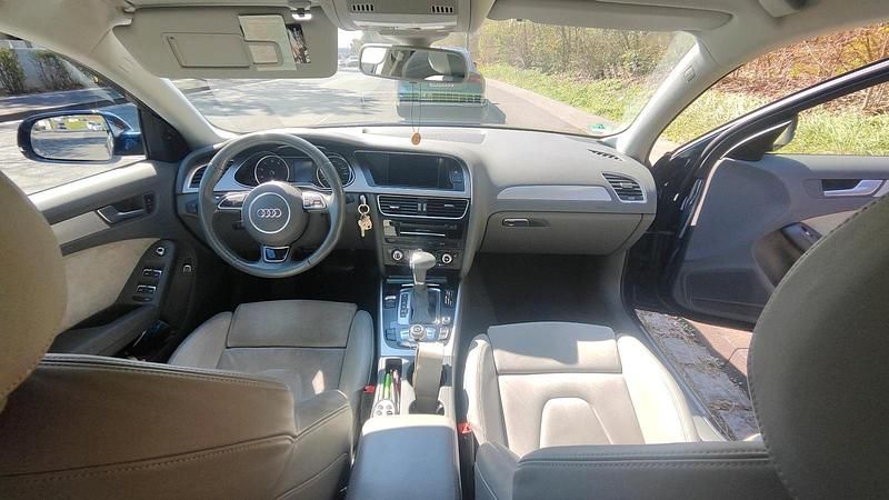 Usata Audi A4 171 CV (125 kW) 2013 Blu Berlina