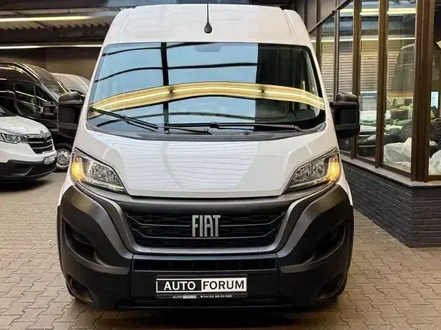 Gebraucht Fiat Ducato 140 PS (102 kW) 2023 Weiß Van
