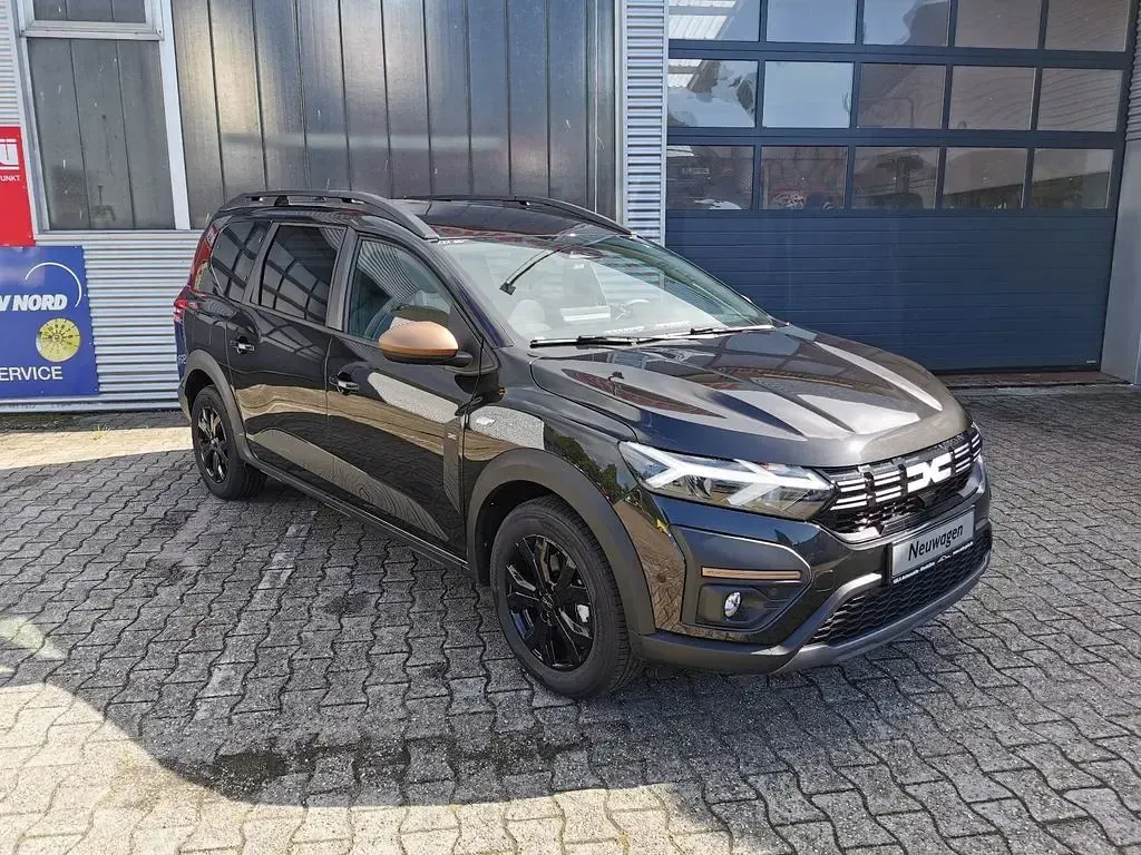 Neu Dacia Jogger Extreme 101 PS (74 kW) 2025 Schwarz Van / Kleinbus