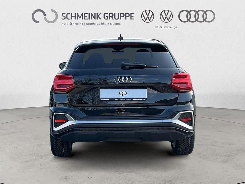 Neu Audi Q2 S-Line 150 PS (110 kW) 2026 Mythosschwarz metallic SUV