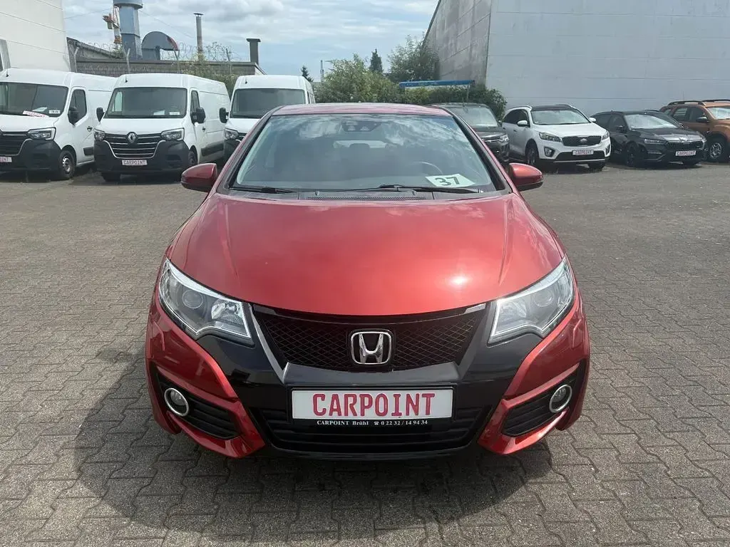 Gebraucht Honda Civic Elegance 141 PS (103 kW) 2015 Rot Limousine