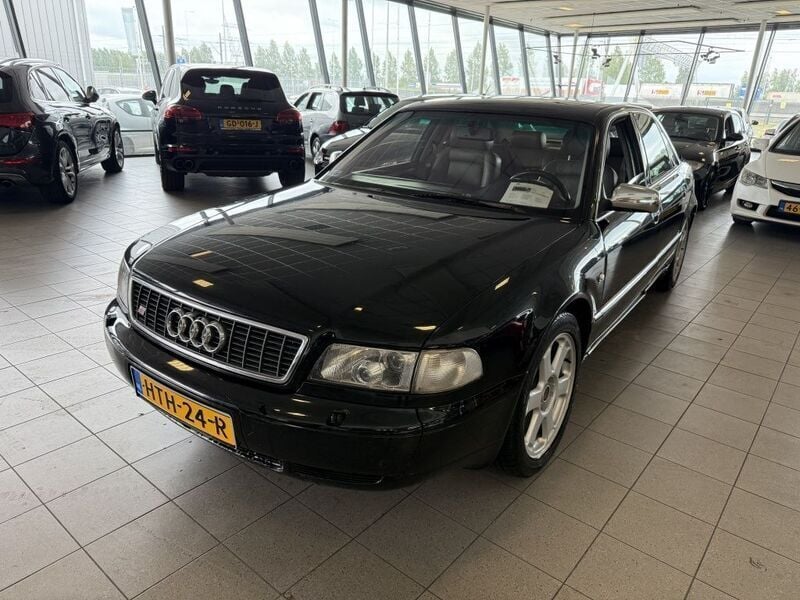 Gebraucht Audi S8 Performance 341 PS (250 kW) 1998 Schwarz Limousine