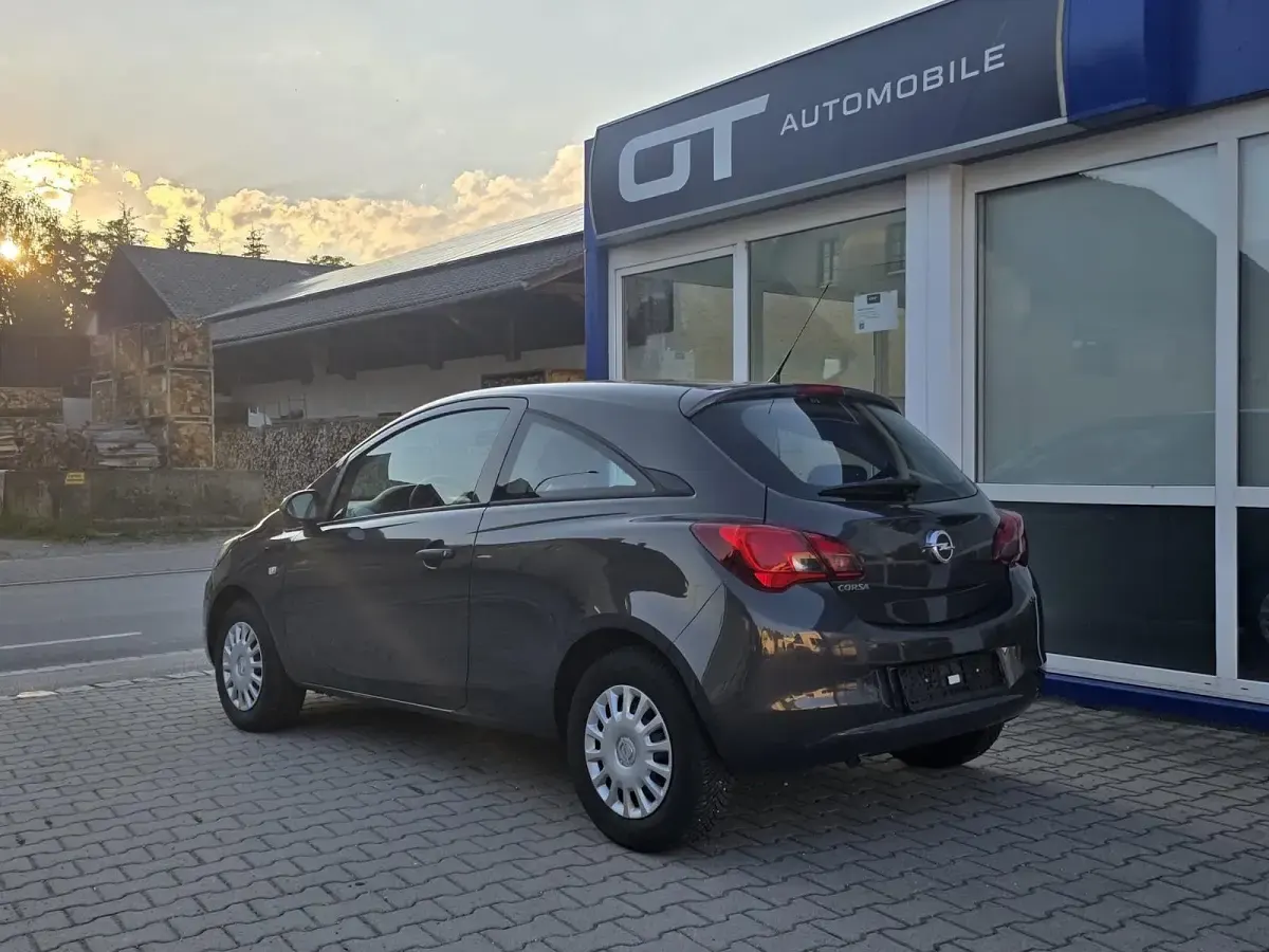 Gebraucht Opel Corsa 69 PS (50 kW) 2015 Schwarz Kleinwagen
