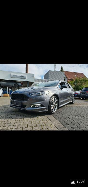 Grau Gebraucht 2017 Ford Mondeo ST-Line Limousine | 18.500 € - Bild 1/4