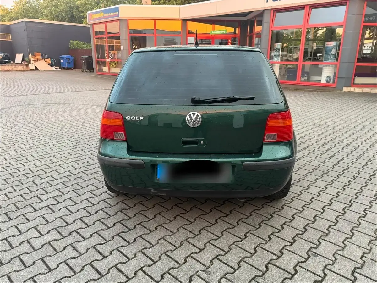 Gebraucht VW Golf III 75 PS (55 kW) 1998 Grün Limousine
