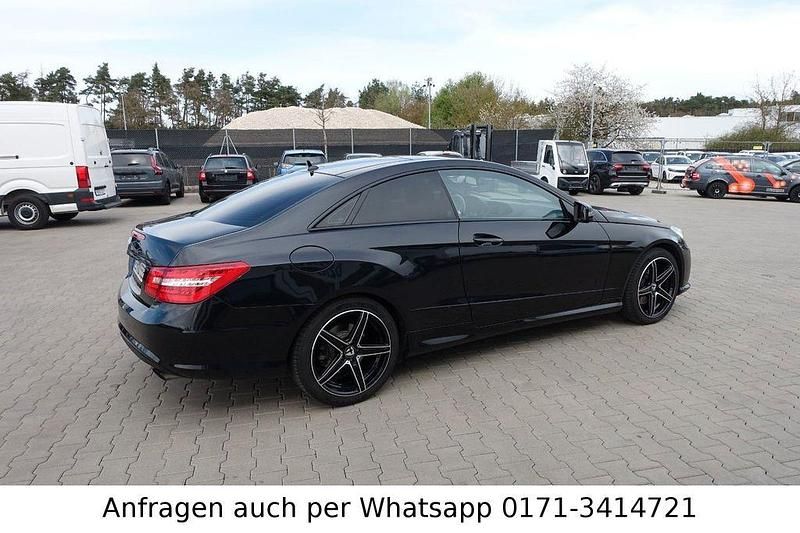 Gebraucht Mercedes E350 AMG line 265 PS (194 kW) 2013 Schwarz Coupé